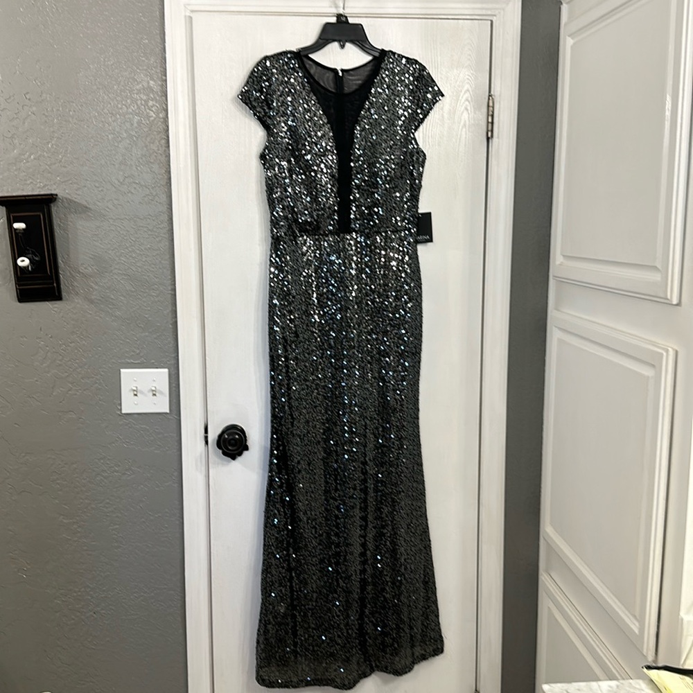 Long evening gown in gunmetal.